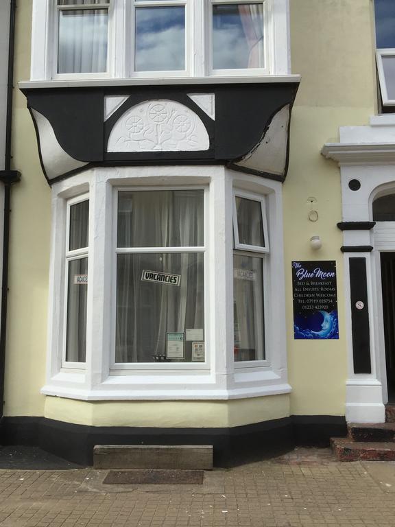 The Blue Moon Blackpool Exterior foto