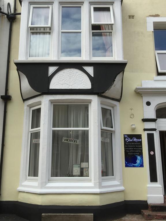 The Blue Moon Blackpool Exterior foto